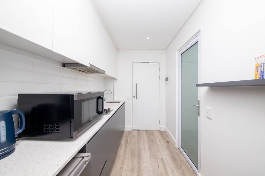 1 Bedroom Property for Sale in Woodstock Western Cape